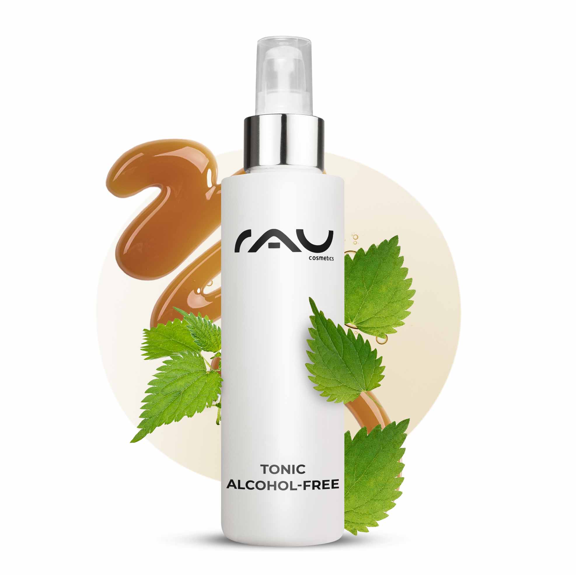 Tónico sin alcohol 200 ml con extracto de ortiga Tonic ohne Alkohol von RAU Cosmetics in einer weißen Sprühflasche mit silberner Kappe, mit Brennnesselblättern und einem braunen Flüssigkeitswirbel, der die sanfte und effektive Hautpflege für empfindliche und trockene Haut unterstreicht.