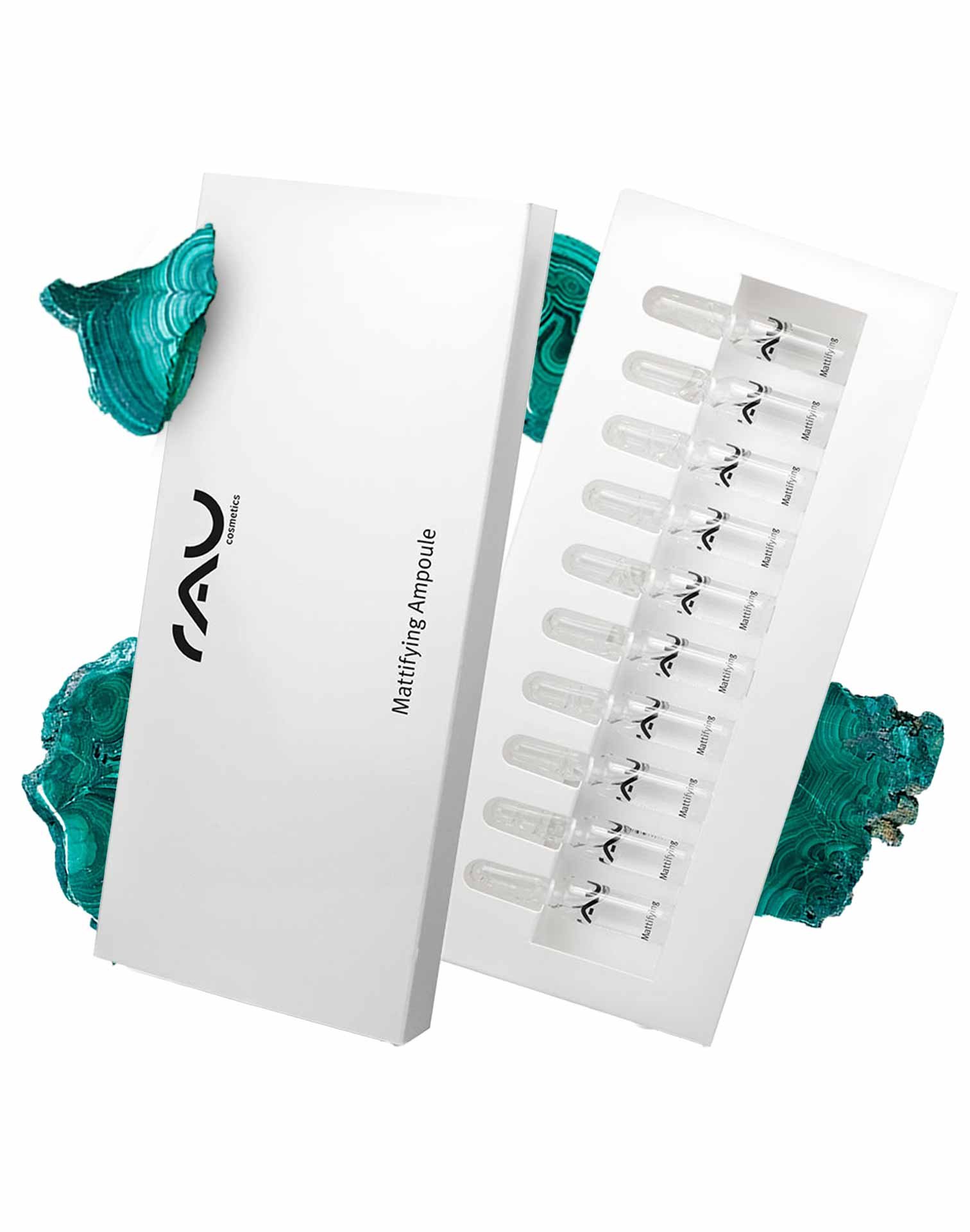 Mattierende Ampullen von RAU Cosmetics in einer eleganten weißen Verpackung mit durchsichtigen Glasfläschchen, die hochwertige Hautpflegelösungen hervorheben.