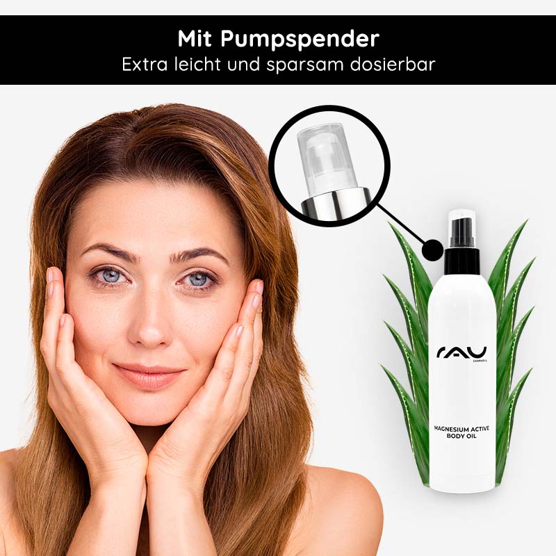 Frau mit entspannter Miene, die magnesiumhaltiges Körperöl von RAU Cosmetics neben Aloe-Vera-Blättern hält.