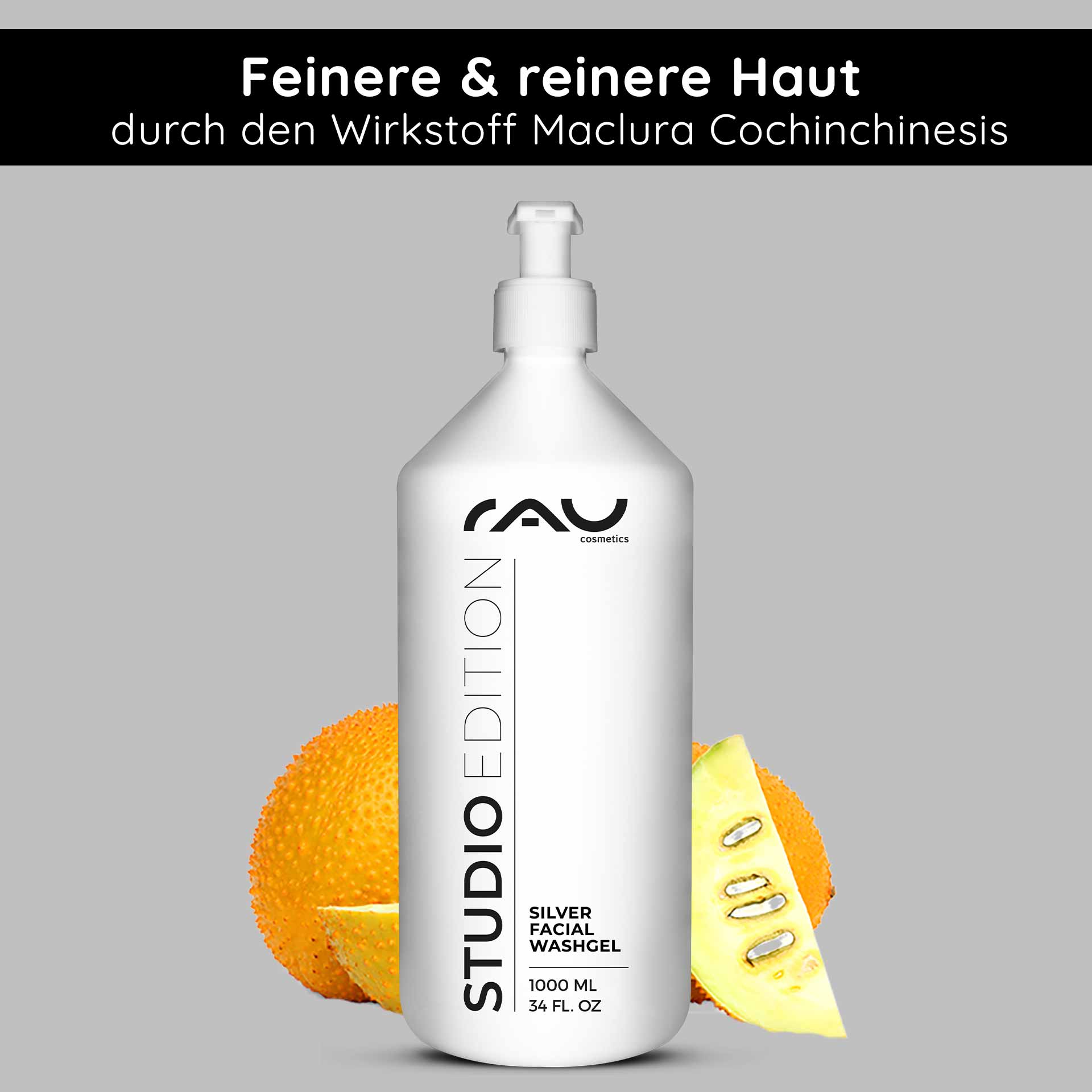 Gel Limpiador Facial Plata 1000 ml Gel Limpiador Microsilver Silber Waschgel von RAU Cosmetics in einer weißen Flasche mit Pumpverschluss, umgeben von einer orangefarbenen Frucht und einem Stück Ananas, betont die Hautreinigung und die feuchtigkeitsspendenden Eigenschaften durch Maclura Cochinchinesis.